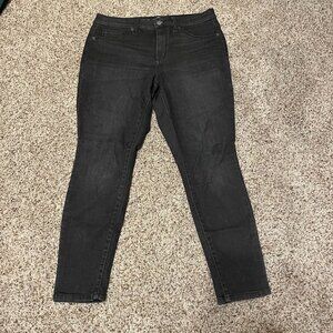 Universal Thread Women's Jeans/Jeggings
